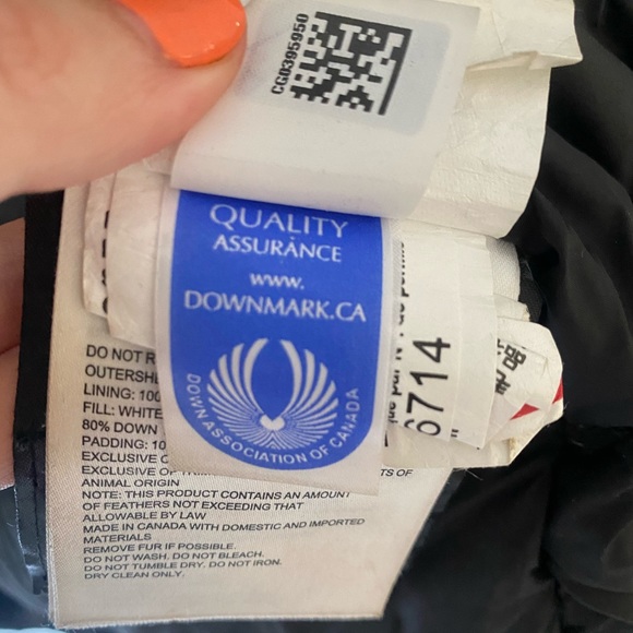 Canada goose jacket - Picture 5 of 8